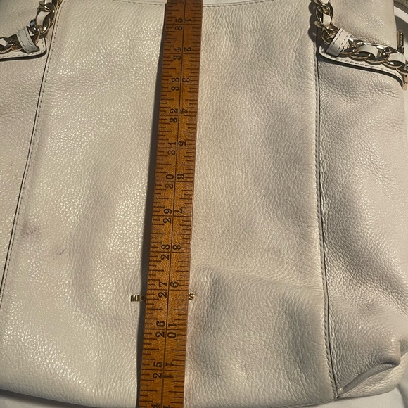 Rare Michael Kors Large Brooke Hobo Bag White Pebbled Leather Gold Straps W Lock - Picture 12 of 14